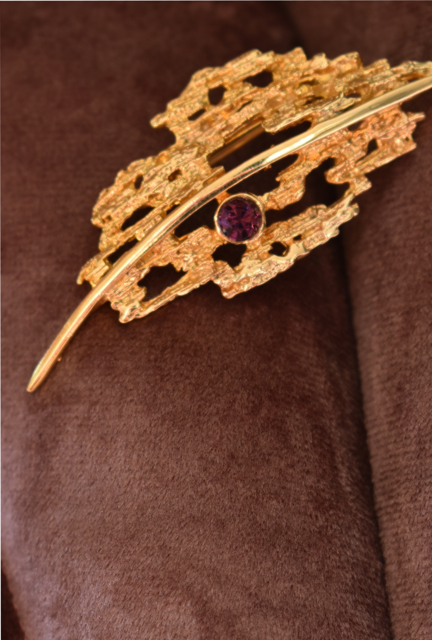 Vintage broche