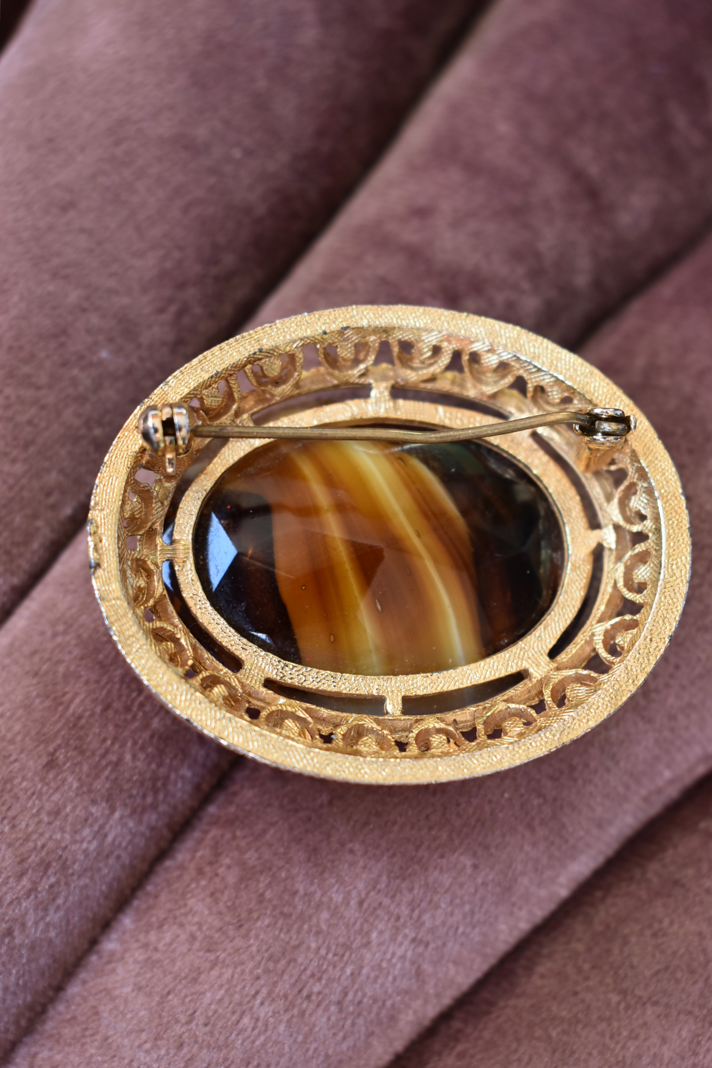 Vintage broche