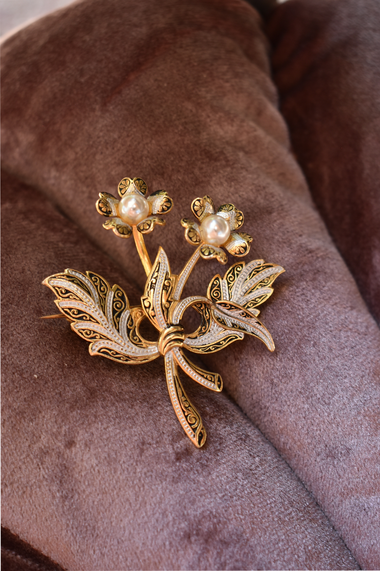 Vintage broche