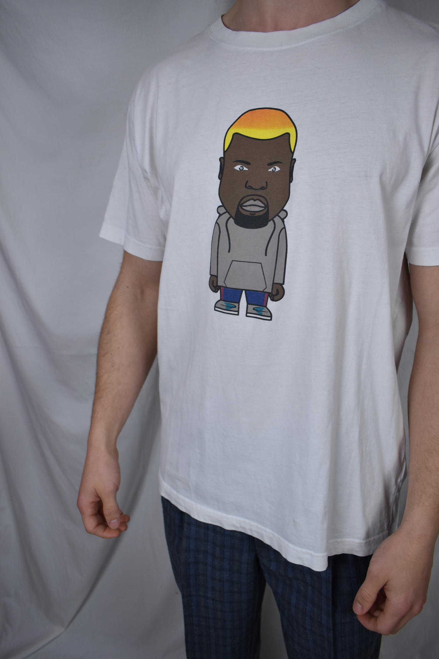 Shirt met cartoon kanye