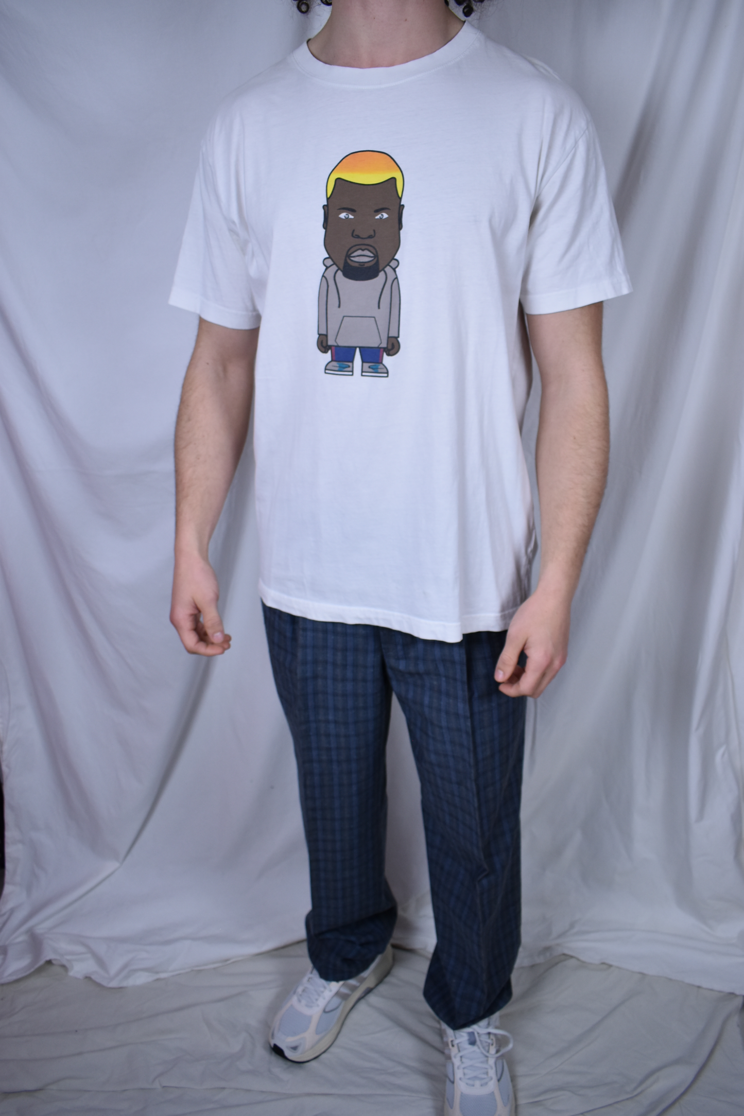 Shirt met cartoon kanye
