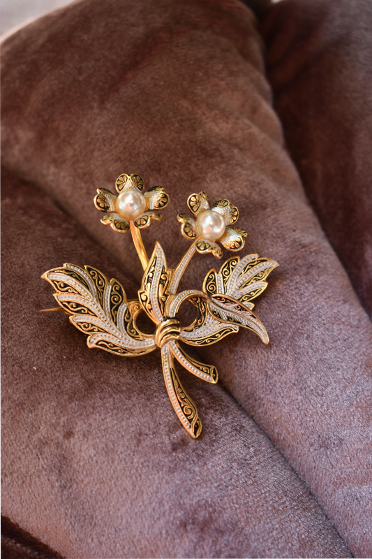 Vintage broche