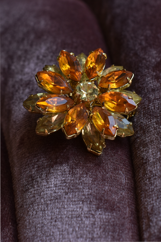 Vintage broche