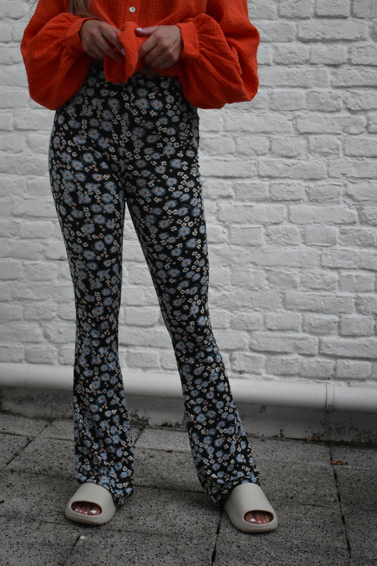 Flared broek 'bloemen'